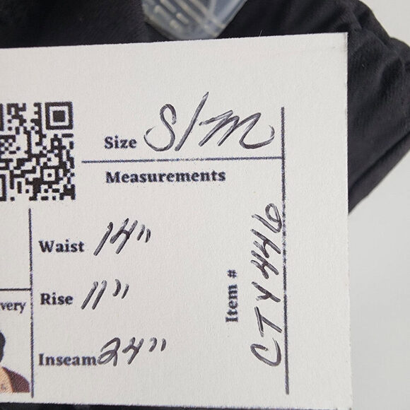 Bella Amore Made In Italy Black Straight Leg Cropped Pants Size S/M - Picture 10 of 10